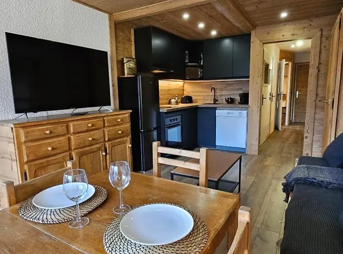 Le Serac 6 Pers מלון